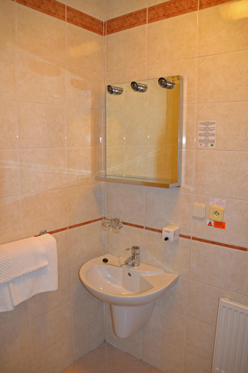 Hotel Havel Rychnov nad Kneznou Ruang foto