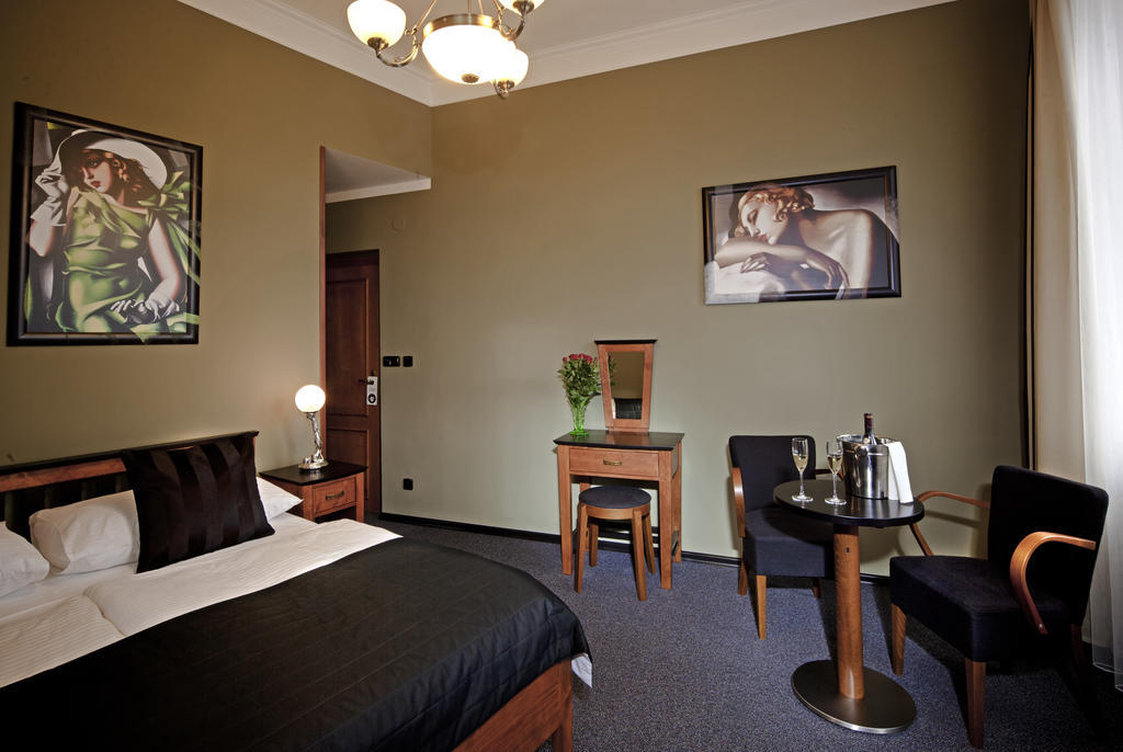 Hotel Havel Rychnov nad Kneznou Ruang foto